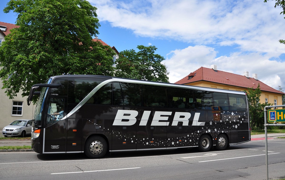 Setra 416 HDH von Bierl aus der BRD im Juni 2015 in Krems gesehen.