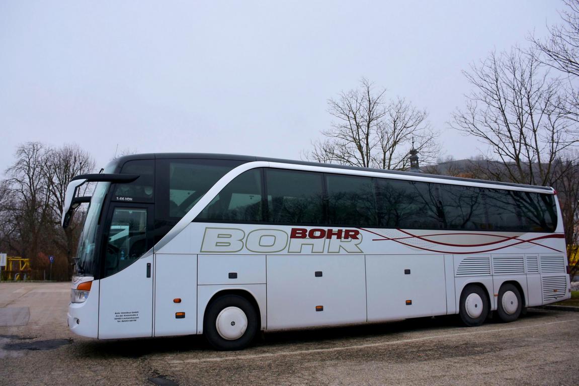 Setra 416 HDH von BOHR Reisen aus der BRD im Dez. 2017 in Krems.