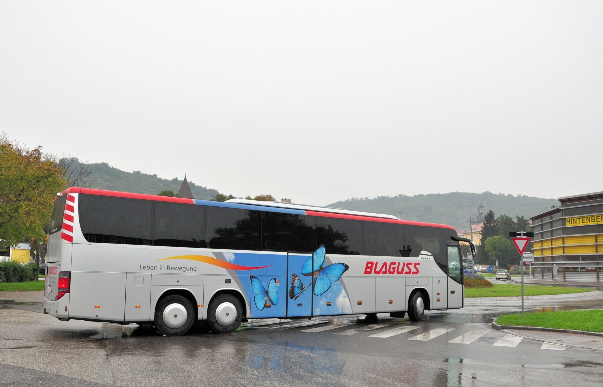 Setra 417 GT-HD von Blaguss Reisen aus sterreich am 11.9.2014 in Krems gesehen.