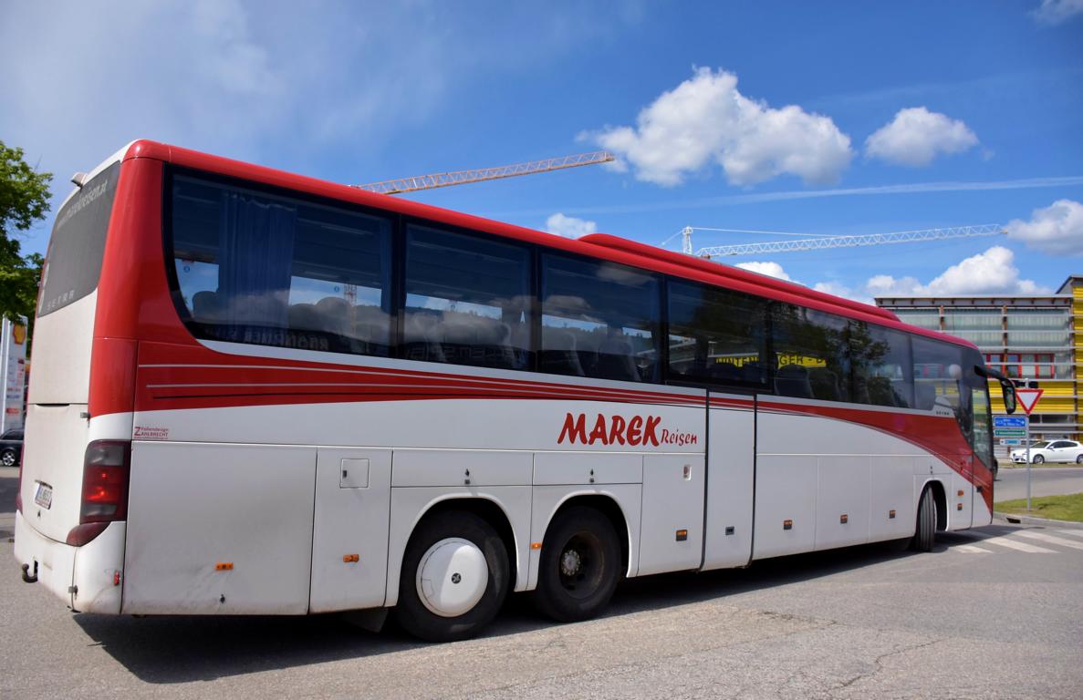 Setra 417 GT-HD von MAREK Reisen aus Niedersterreich in Krems.