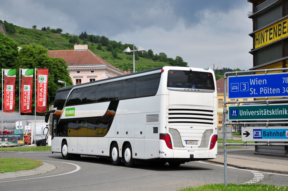 Setra 431 DT Flixbus von Dr. Richard Reisen aus sterreich in Krems unterwegs.