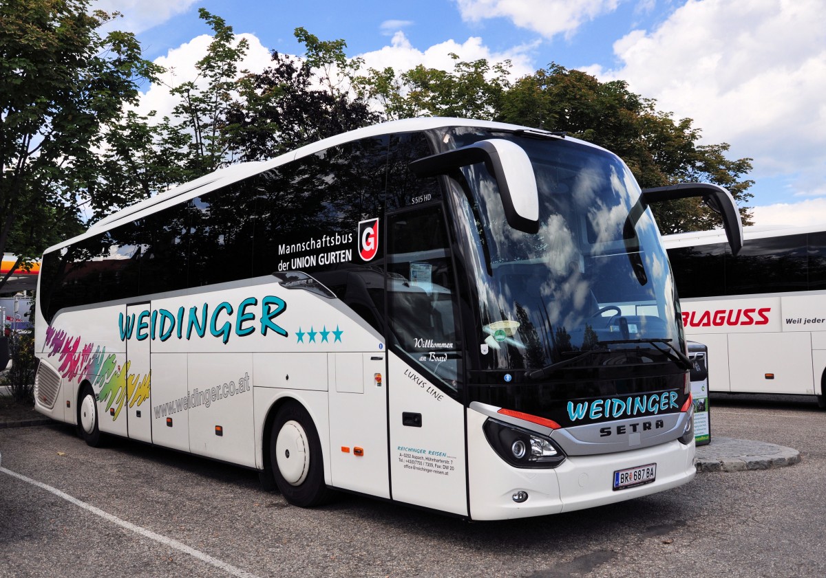 Setra 515 HD von Reichinger Reisen aus sterreich im Juni 2015 in Krems.