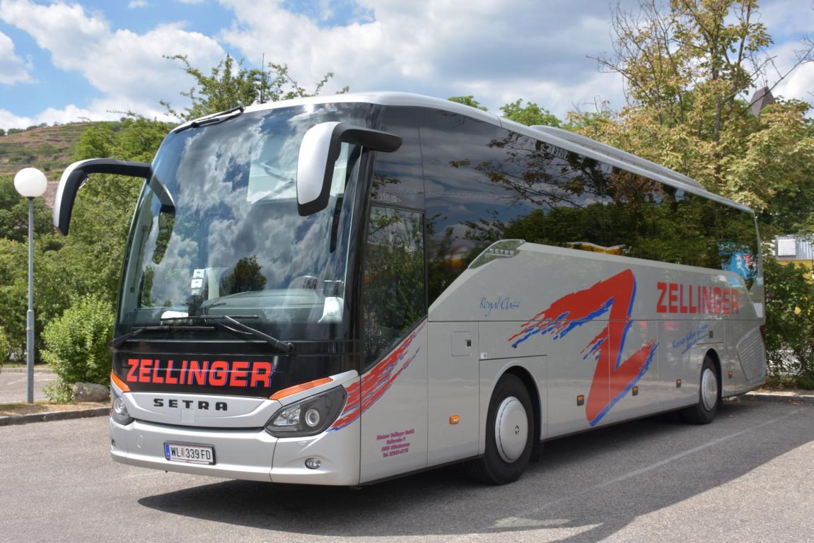 Setra 515 HD von Zellinger Reisen aus Oberösterreich 06/2017 in Krems.