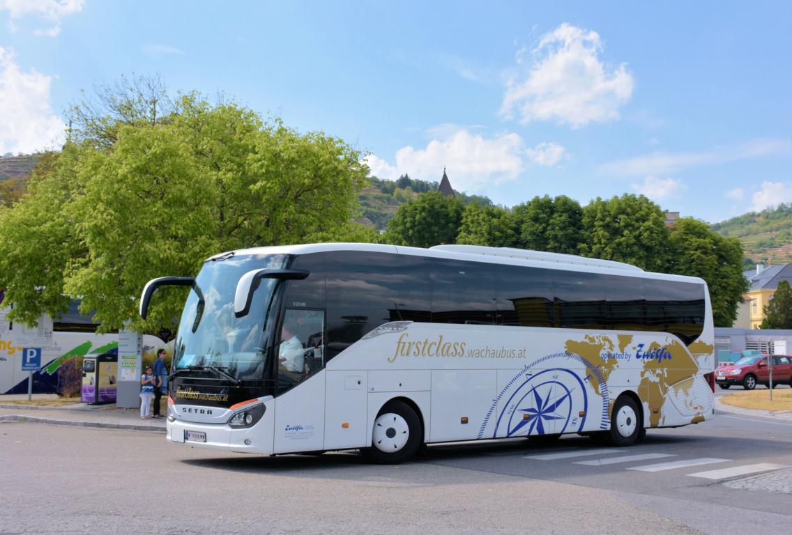 Setra 515 HD von Zwölfer Reisen aus N.Ö. 06/2017 in Krems.