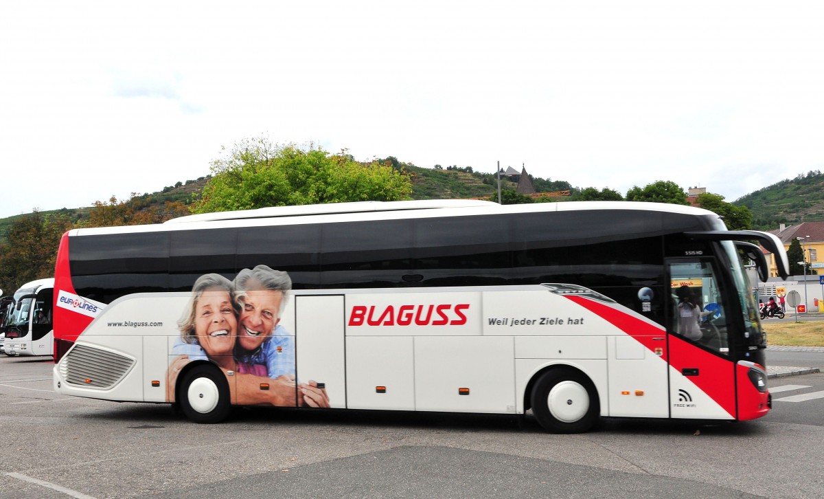 Setra 516 HD von Blaguss Reisen aus sterreich in Krems unterwegs.