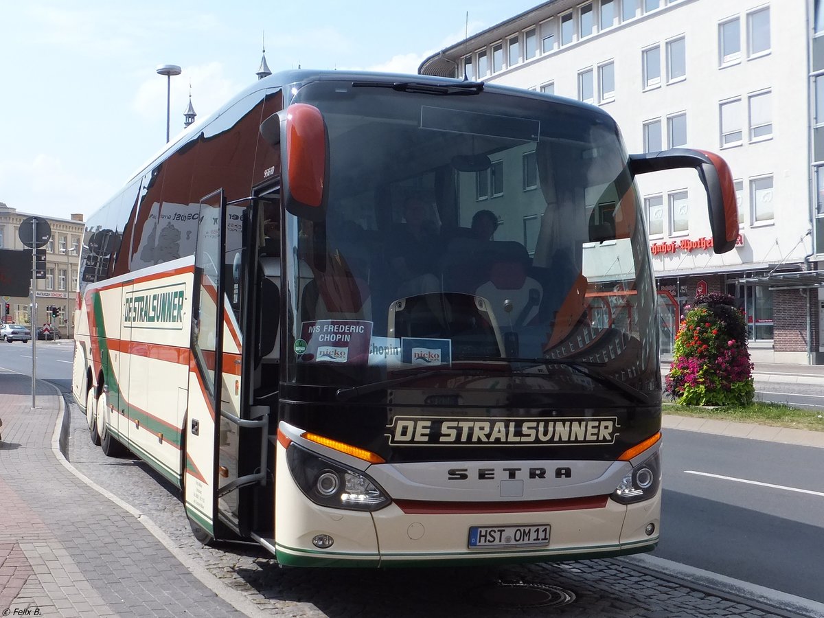 Setra 516 HD von De Stralsunner aus Deutschland in Stralsund.