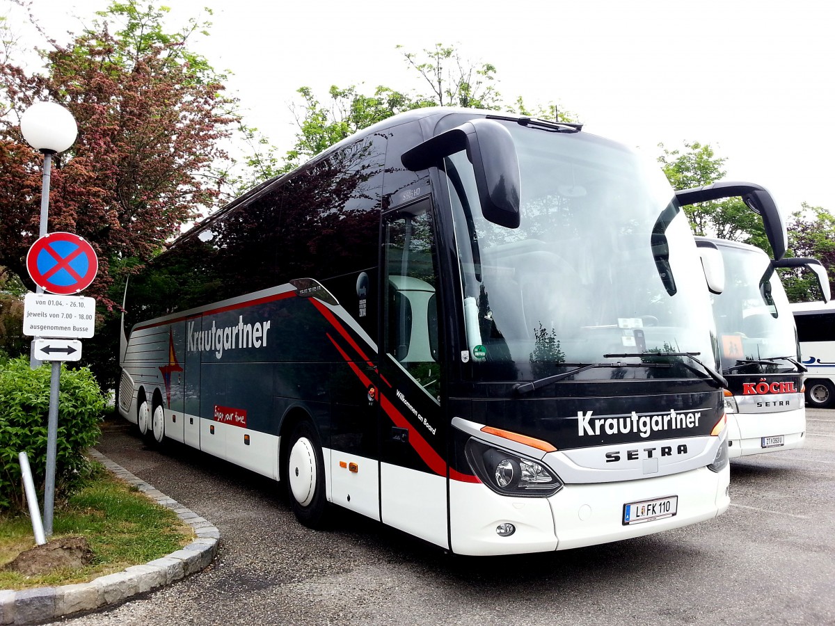 Setra 516 HD von Krautgartner Reisen aus sterreich am 20.5.2015 in Krems.