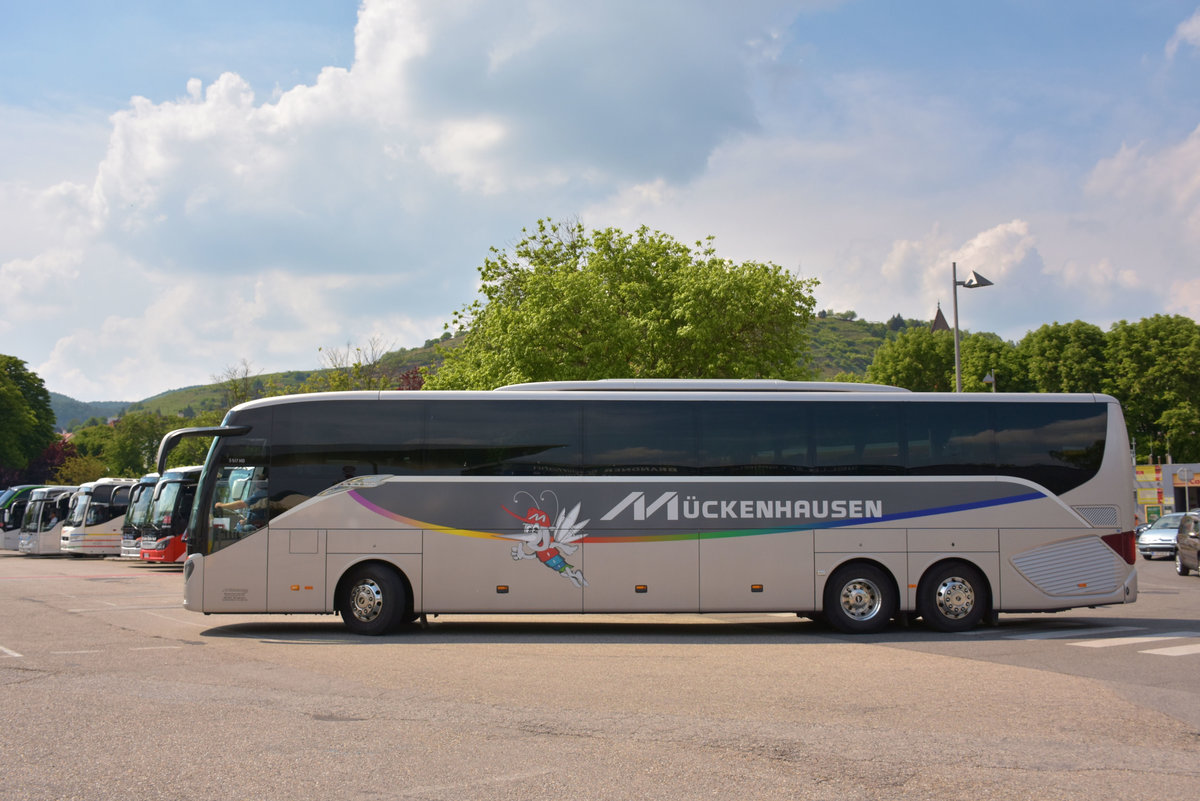 Setra 517 HD von Mckenhausen Reisen aus der BRD im Mai 2018 in Krems.