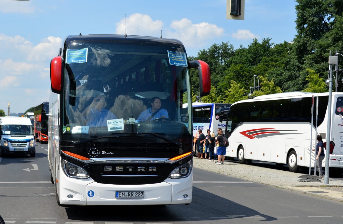 Kenzingen Rist Reisen KG Fotos Busse Welt Startbilder De