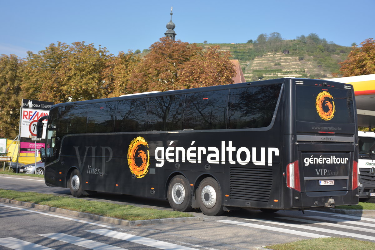 Van Hool TX16acron von Generaltour aus Belgien 09/2017 in Krems.