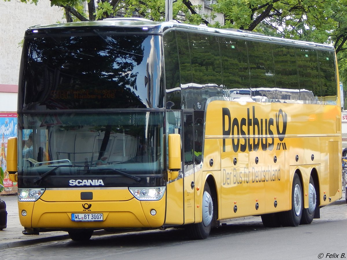 Van Hool TX21 von Postbus/Becker Tours aus Deutschland in Berlin. 