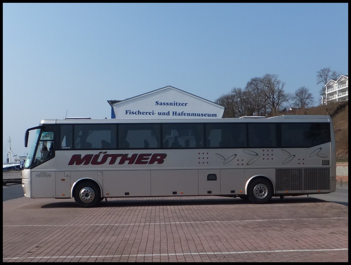 VDL Bova Futura von Mther aus Deutschland im Stadthafen Sassnitz.
