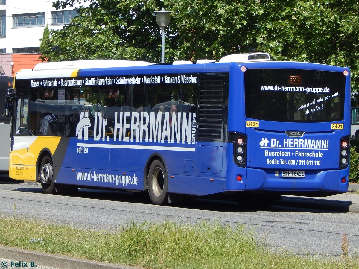 VDL Citea von Dr. Herrmann aus Deutschland in Potsdam.