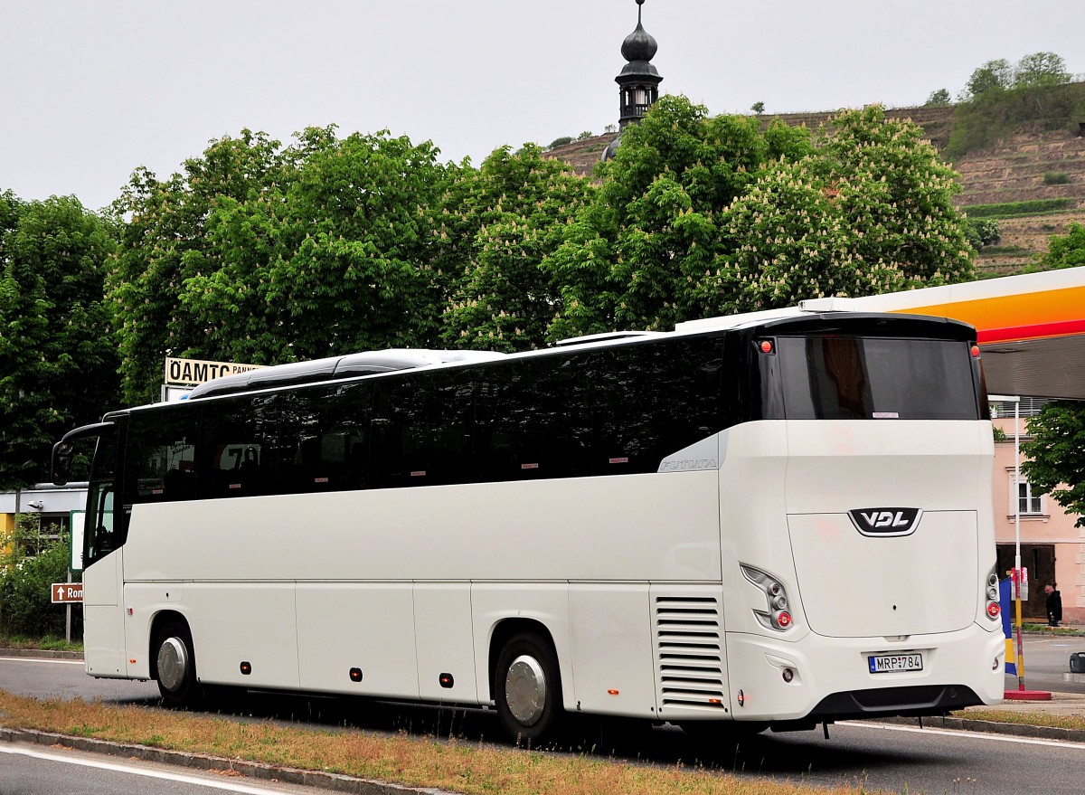 VDL Futura aus Ungarn am 11.Mai 2014 in Krems unterwegs.
