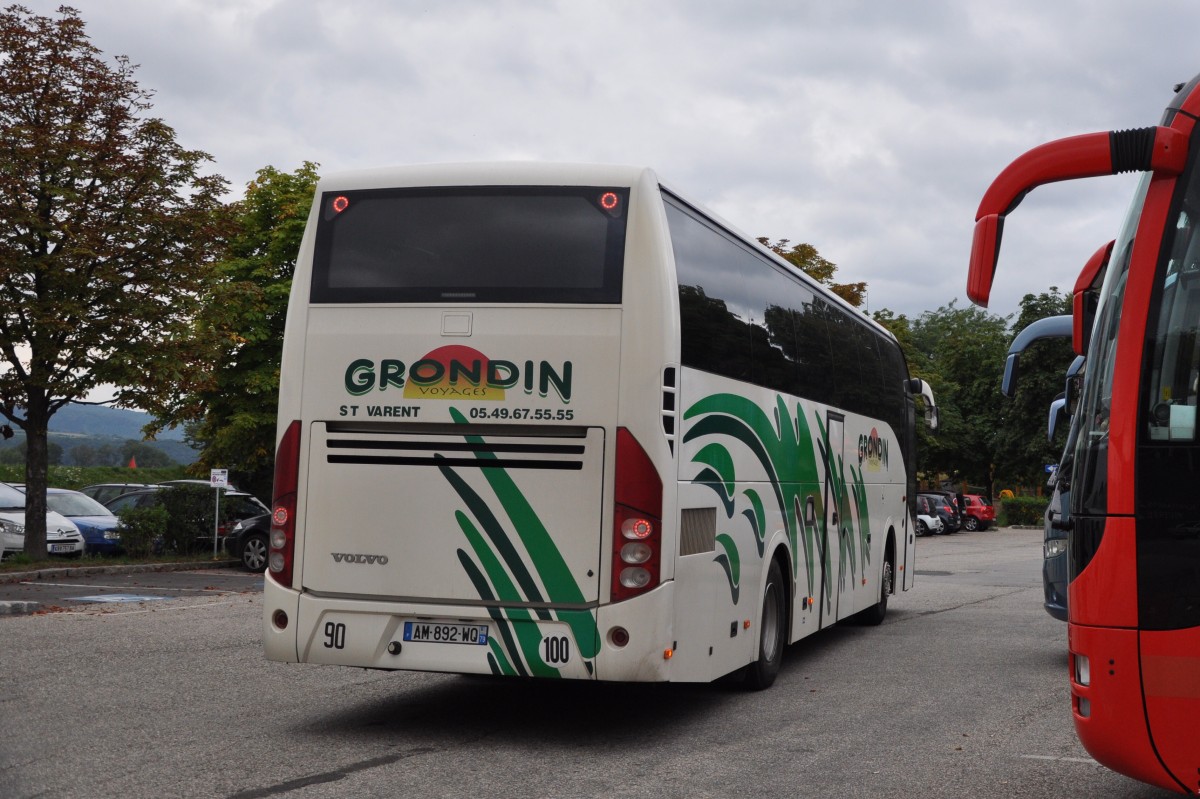VOLVO 9700 von GRONDIN aus Frankreich im September 2013 in Krems gesehen.