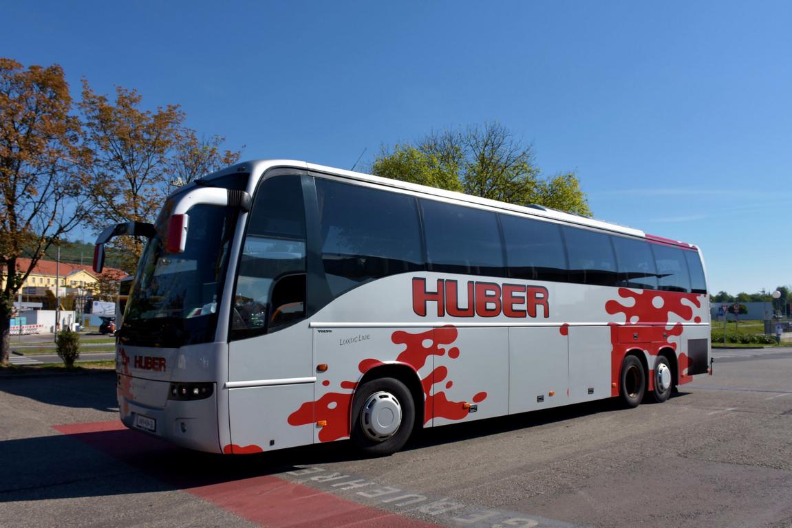Volvo 9700 von Huber Reisen aus sterreich 2017 in Krems.