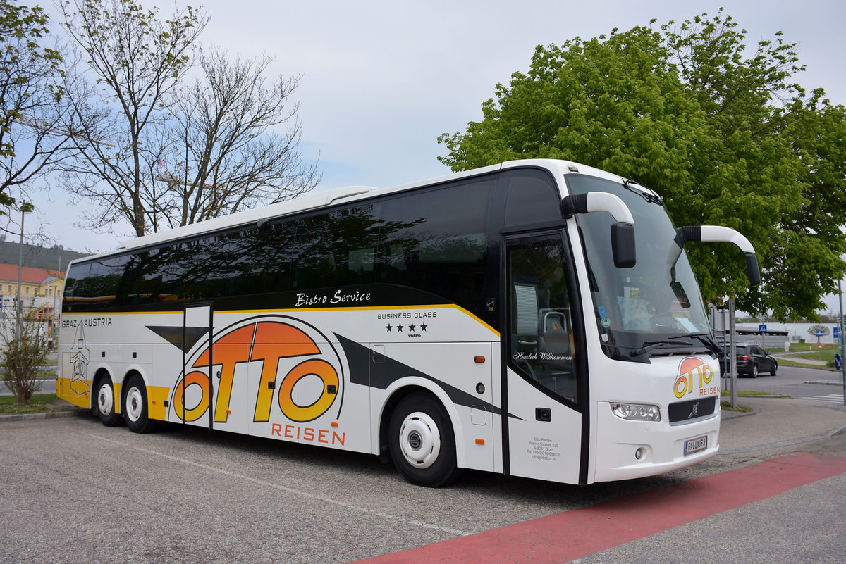 Volvo 9700 von OTTO Reisen aus Graz/sterreich in Krems.