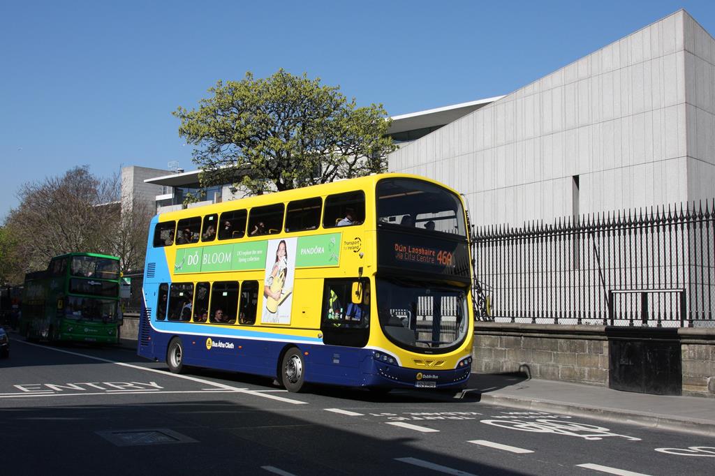 Volvo Stadtbus der Linie 46a am 8.4.2017 in Dublin in Irland.