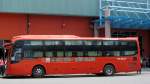 FUTA Buslines/291275/hyundai-thaco-in-phuong-trang-dem Hyundai Thaco in Phuong Trang, dem Busterminal der vietnamesischen FUTA Buslines, hier Bus der Linie Saigon - Kien Giang.(19.8.2013)