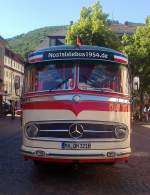 Mercedes-Benz/219126/mb-321-h-von-1954 MB 0 321 H von 1954 auf dem Heidelberger Uniplatz am 25.5.2011