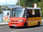 VW Kutsenits von Busunternehmen Manfred Scholz aus Deutschland in Stralsund.