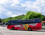 drogmoller/292921/volvo-9900-von-zuklin-busreisen-aus VOLVO 9900 von ZUKLIN Busreisen aus Niedersterreich am 22.5.2013 in Krems angekommen.