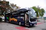 iveco-irisbus-magelys/397429/irisbus-magelys-hdh-von-datzinger-busreisen Irisbus Magelys HDH von Datzinger Busreisen aus Niedersterreich am 1.August 2014 in Krems gesehen.