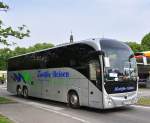 Irisbus Magelys von Zwlfer Reisen aus Niedersterreich am 30.4.2015 in Krems unterwegs.