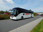 Iveco von  wernerreisen  aus Malsch steht auf dem Messeparkplatz in Fulda anl.