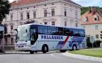 man-lions-coach/314656/man-reisebus-von-pallasseroesterreich-am-1272013 MAN Reisebus von PALLASSER/sterreich am 12.7.2013 in Krems an der Donau.