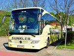 Mercedes Tourismo von Franz Sunkler Reisen aus sterreich in Krems gesehen.