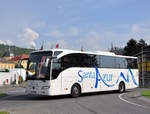 Mercedes Tourismo von Santa Azur aus Frankreich in Krems unterwegs.