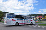Mercedes Tourismo von Herzum Tour`s aus der BRD in Krems gesehen.