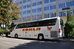 Mercedes Tourismo von GOHLA Reisen aus sterreich in Krems gesehen.