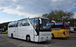 Mercedes-Benz Tourismo/590400/mercedes-tourismo-von-hoeller-bus-aus Mercedes Tourismo von Hller Bus aus Wien in Krems.