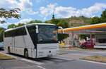 Mercedes Tourismo von Hller Busreisen aus Wien 06/2017 in Krems.