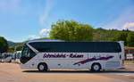 Neoplan Tourliner/670732/neoplan-tourliner-von-schmidatal-reisen-aus Neoplan Tourliner von Schmidatal Reisen aus sterreich im Mai 2018 in Krems.