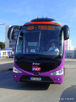 Frankreich, Languedoc-Roussillon, Hérault, Montpellier Sabines (an der Trambahn Linie 2): ein OUIBUS (vorher: iD BUS) der SNCF (IRIZAR i6). 01.03.2016