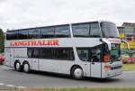 Setra 300er-Serie/475719/setra-328-dt-von-langthaler-reisen Setra 328 DT von Langthaler Reisen aus sterreich im Juni 2015 in Krems.