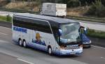 Setra 400er-Serie/300051/setra-417-hdh-von-kantic-busreisen SETRA 417 HDH von KANTIC Busreisen am 26.9.2013 auf der A5 beim Airport FRA/Main.