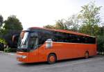 Setra 400er-Serie/343267/setra-415-gt-hd-von-felner-busreisen SETRA 415 GT-HD von FELNER Busreisen / sterreich im September 2013 in Krems.