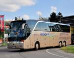 Setra 416 HDH von der Hess Bustouristik aus der BRD im April 2015 in Krems.