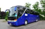 Setra 400er-Serie/459742/setra-416-hdh-von-exclusive-travel Setra 416 HDH von Exclusive Travel + Bus aus Wien am 22.5.2015 in Krems.