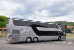 Setra 400er-Serie/475849/setra-431-dt-wieselbus-linienbus-des-landes Setra 431 DT 'Wieselbus'-Linienbus des Landes Niedersterreich im Juni 2015 in Krems gesehen.