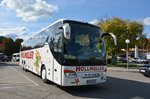 Setra 416 GT-HD von Hllmller Reisen aus sterreich in Krems gesehen.