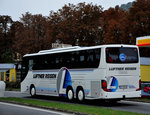 Setra 400er-Serie/504781/setra-416-gt-hd-von-lueftner-reisen Setra 416 GT-HD von Lftner Reisen aus Tirol in Krems gesehen.