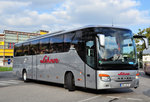 Setra 400er-Serie/507189/setra-416-gt-hd-von-lehner-reisen Setra 416 GT-HD von Lehner Reisen aus der BRD in Krems unterwegs.