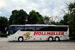 Setra 400er-Serie/551327/setra-416-gt-hd-von-hoellmueller-reisen Setra 416 GT-HD von Hllmller Reisen aus Niedersterreich in Krems gesehen.