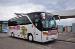 Setra 400er-Serie/555615/setra-411-hd-von-hoellmueller-reisen Setra 411 HD von Hllmller Reisen aus Niedersterreich in Krems gesehen.