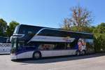 Setra 400er-Serie/637676/setra-431-dt-von-sab-tours Setra 431 DT von SAB Tours aus Linz/Obersterreich 2017 in Krems.